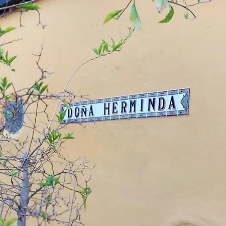 Semesterbostad Dona Herminda